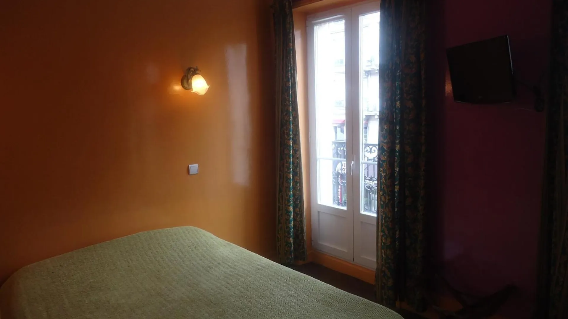 Hotel Des Belges Parijs
